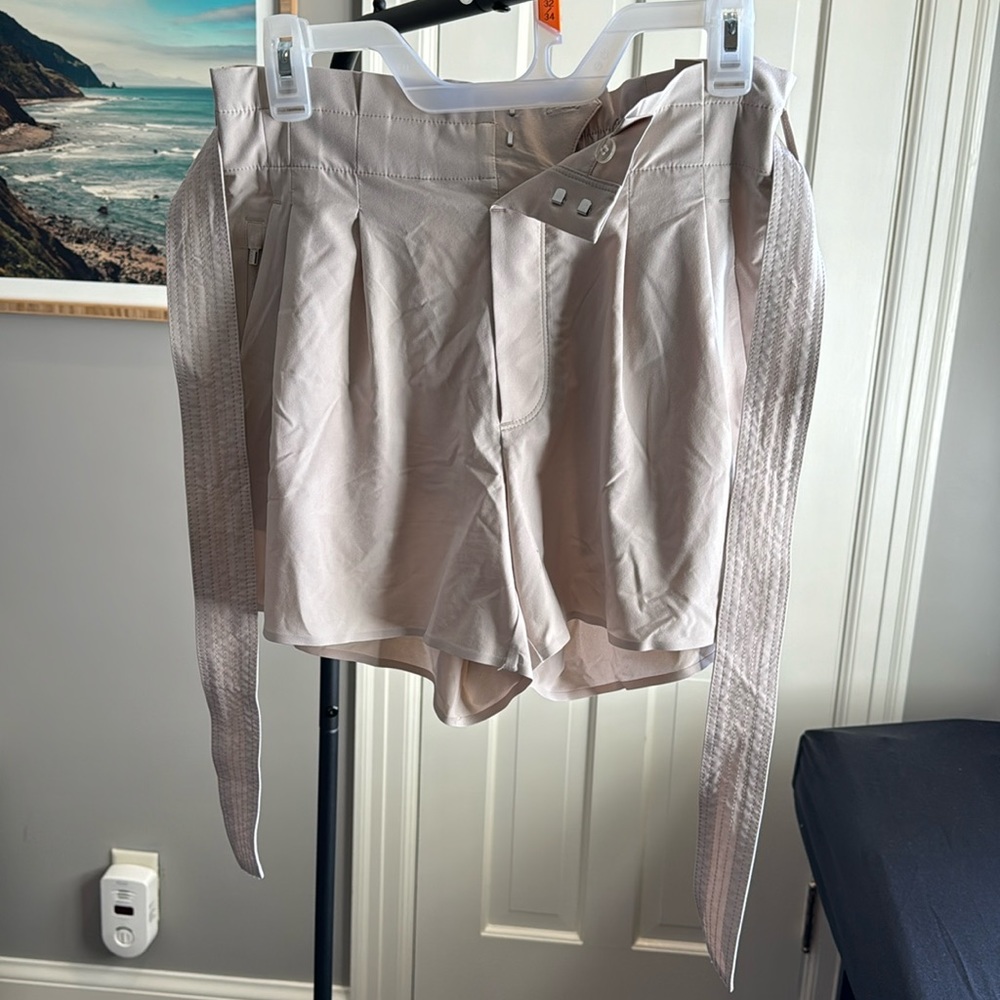 Athleta Skyline Short II